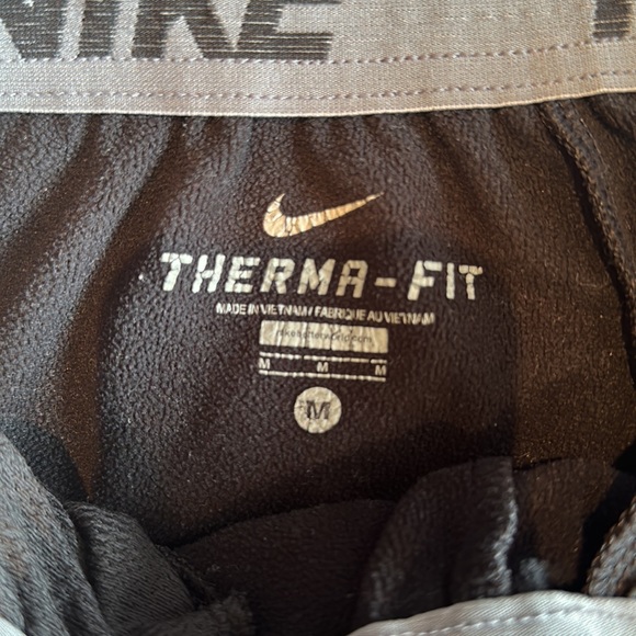 Men’s Nike Sweatpants - Picture 2 of 2